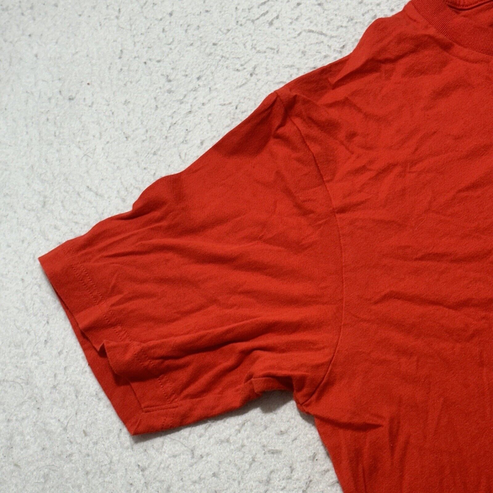 Uniqlo UNIQLO Disney Medium Mickey Mouse Pocket Square Red T Shirt Size US M / EU 48-50 / 2 - 4 Thumbnail