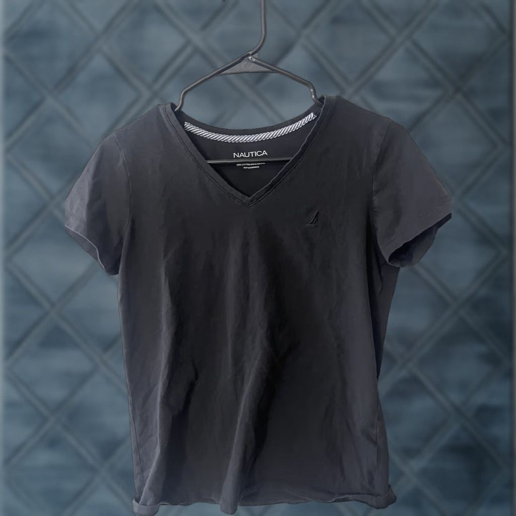 Nautica VINTAGE Nautica Women's T-Shirt S Black Short Sleeve V-Neck Cotton Basic Summer Ladies Size S / US 4 / IT 40 - 1 Thumbnail