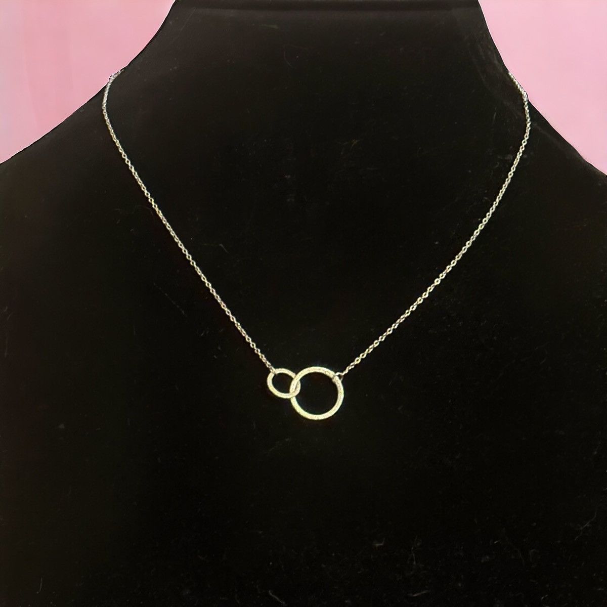Vintage Vintage 925 silver interlocking circle infinity necklace Size ONE SIZE - 1 Thumbnail