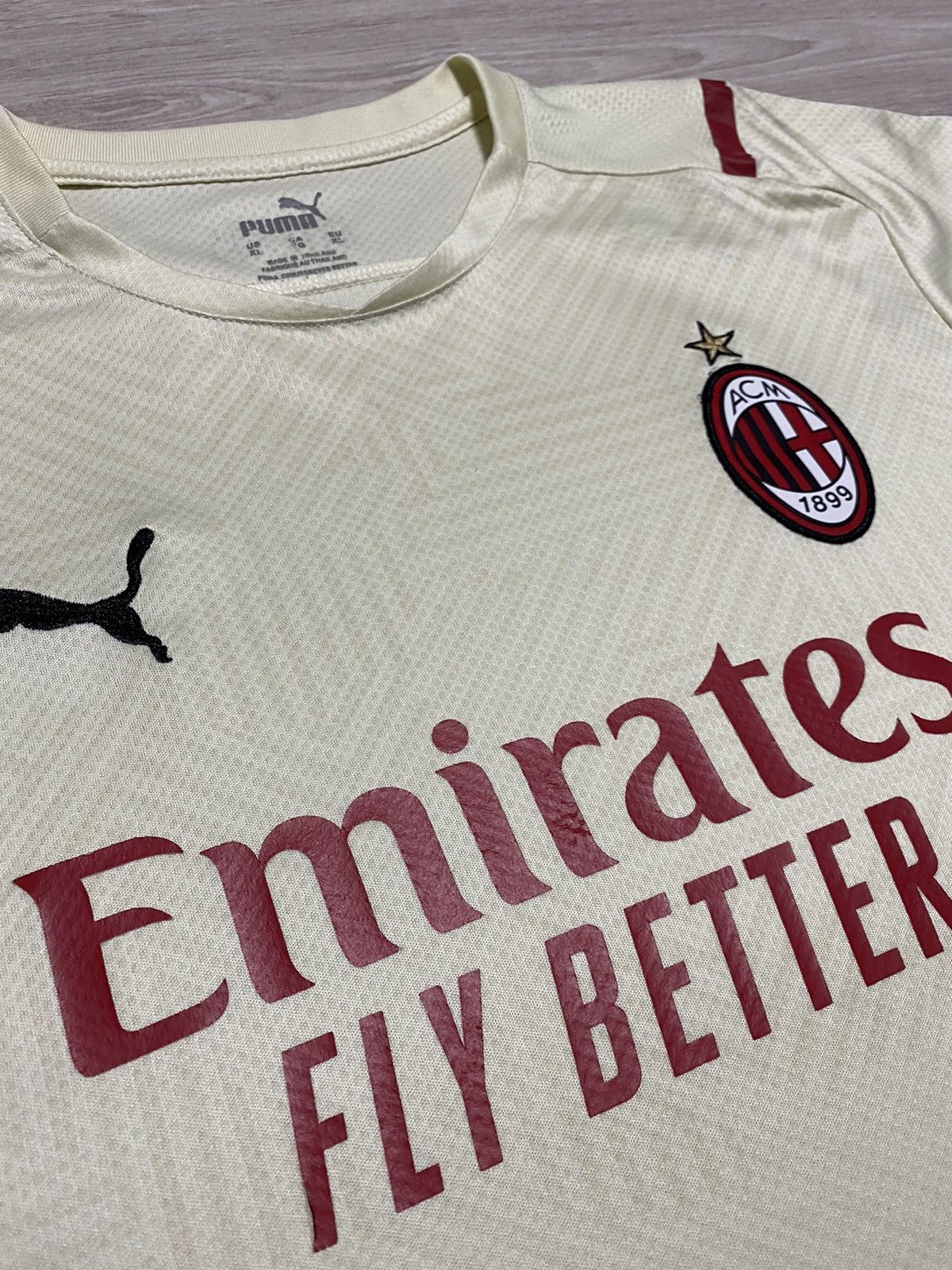 Puma Puma Jersey AC Milan Patch Liga Champions 2021/22 size L Size US L / EU 52-54 / 3 - 7 Thumbnail
