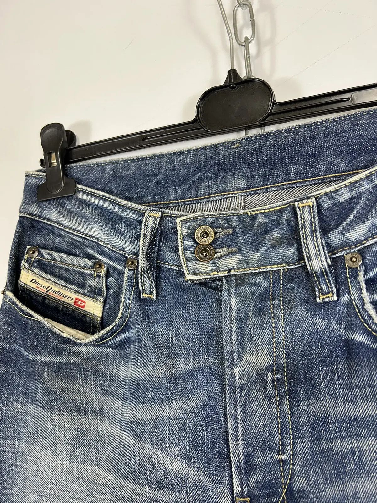 Diesel × Vintage Diesel men’s denim jeans made in Italy Size US 29 - 3 Thumbnail