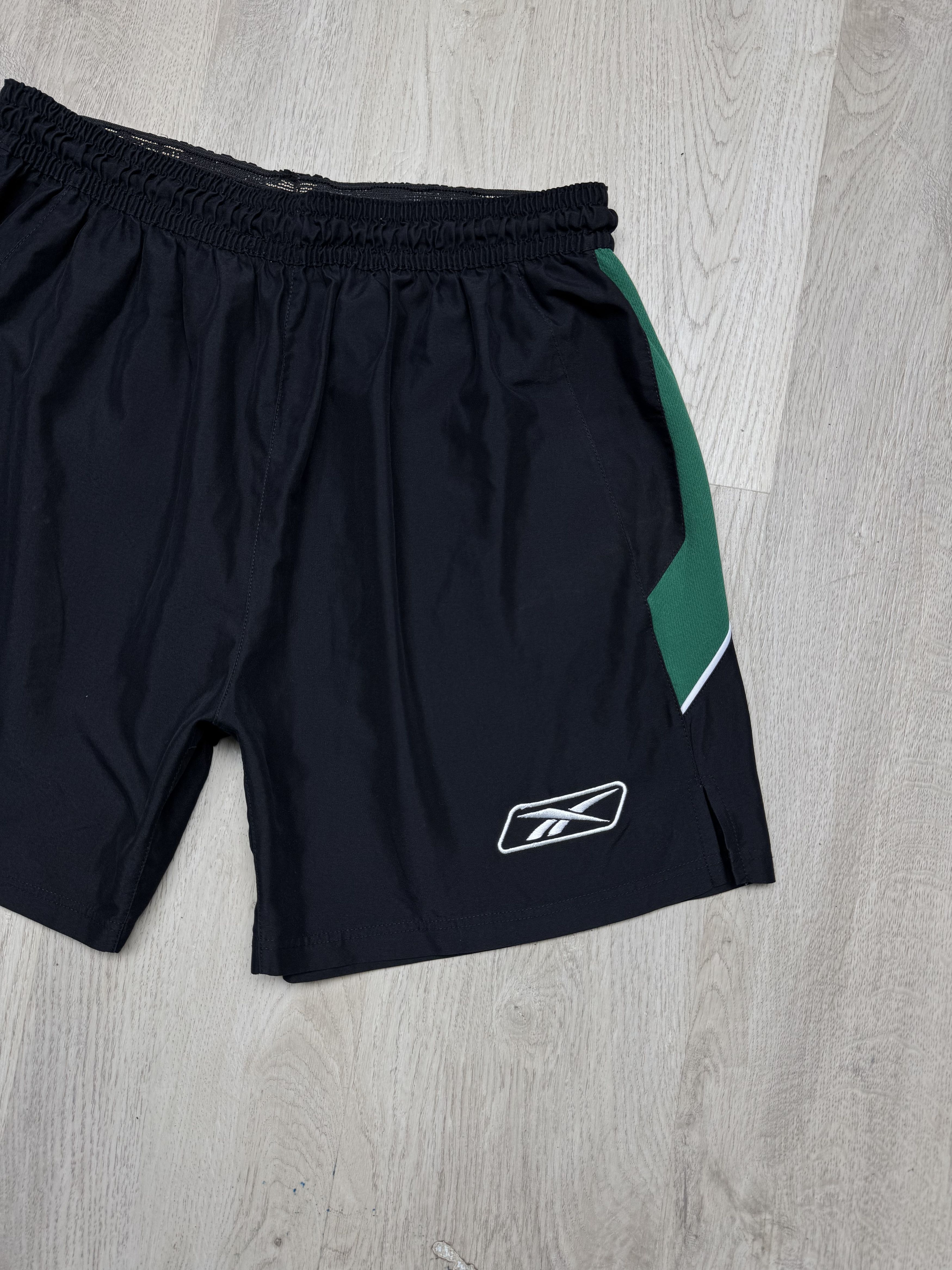 Reebok Sporting Portugal Reebok Vintage Mens Shorts Size US 32 / EU 48 - 2 Thumbnail