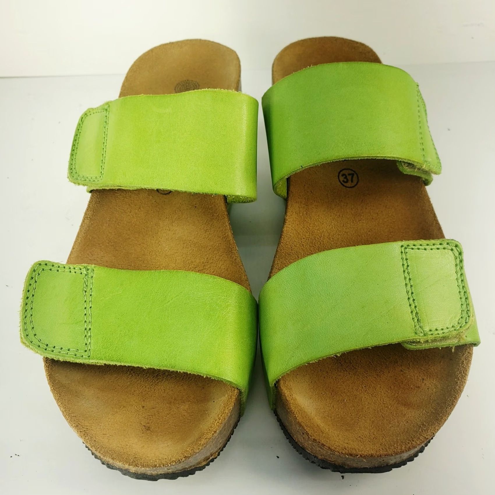 Vintage Lola Sabbia Lily Avocado Green Cork Bed Wedge Slide Sandals US 6-6.5 Leather Velcro Adjustable Strap Women Size US 6.5 / IT 36.5 - 3 Thumbnail