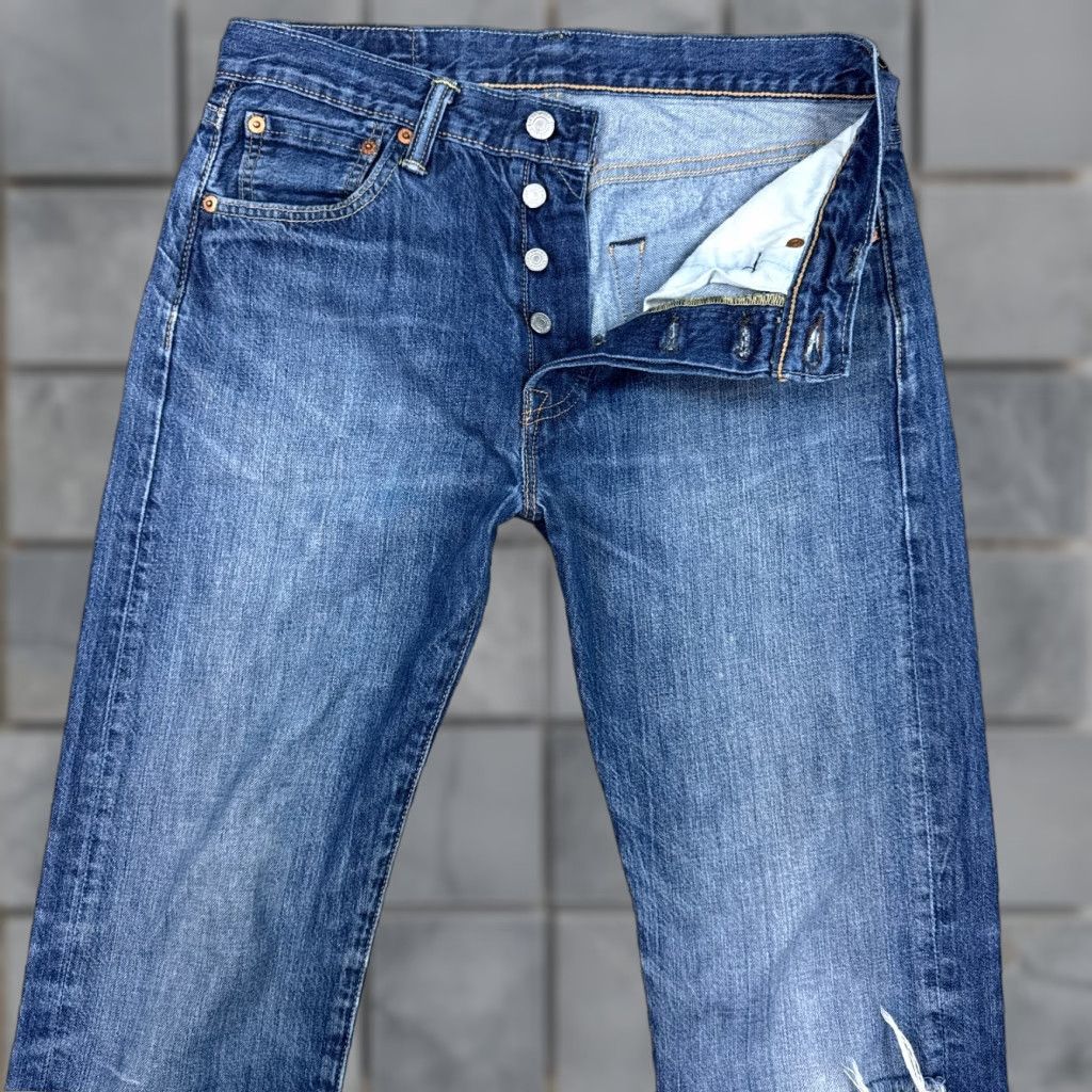 Levi's Levi's 501 Jeans Men 30x32 Blue Denim Work Button Fly Vintage No (Tag30x34) Size US 30 / EU 46 - 1 Thumbnail