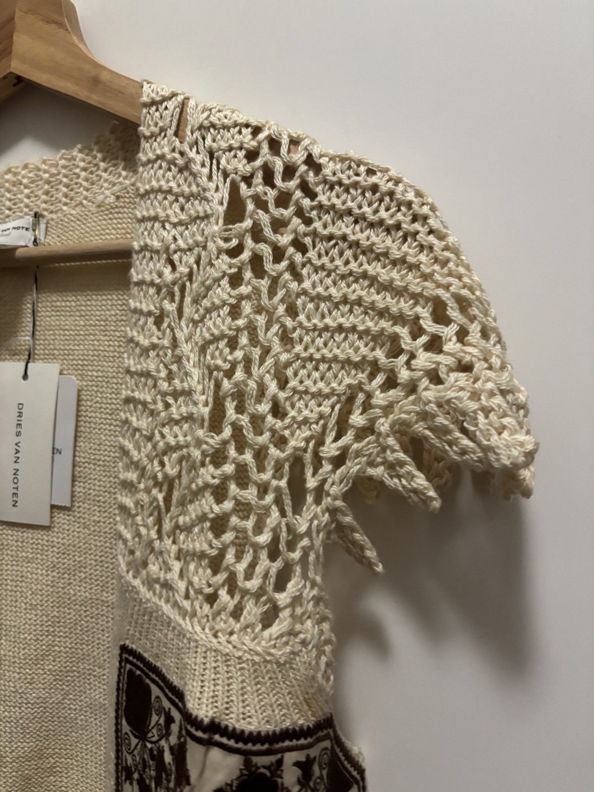 Dries Van Noten Dries Van Noten Cream Cardigan Size S / US 4 / IT 40 - 10 Thumbnail