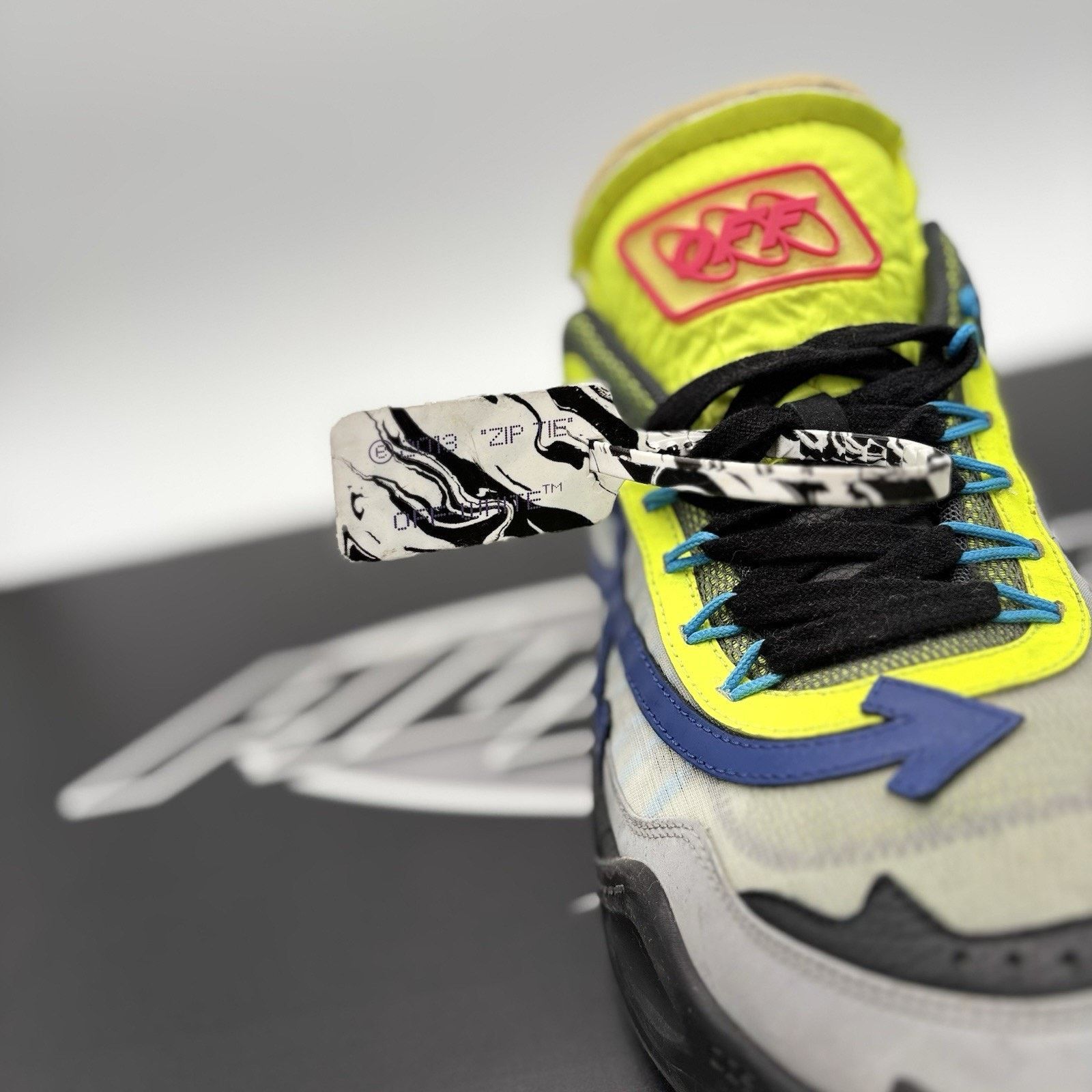Off-White Off-White ODSY-1000 ' Grey Lime ' | GREAT CONDITION! Size US 11 / EU 44 - 6 Thumbnail