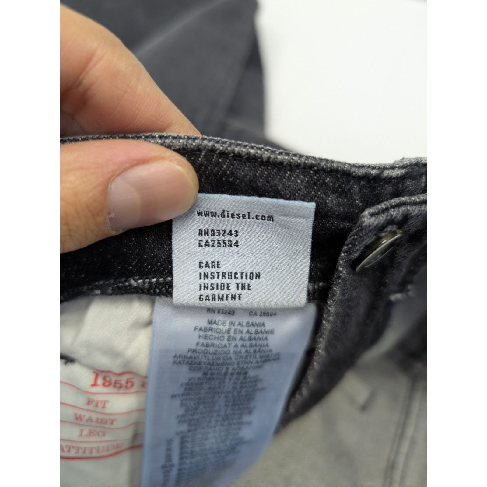 Diesel o1rshd1 D-Viker regular straight-leg jeans black / dark grey Size US 32 / EU 48 - 14 Thumbnail