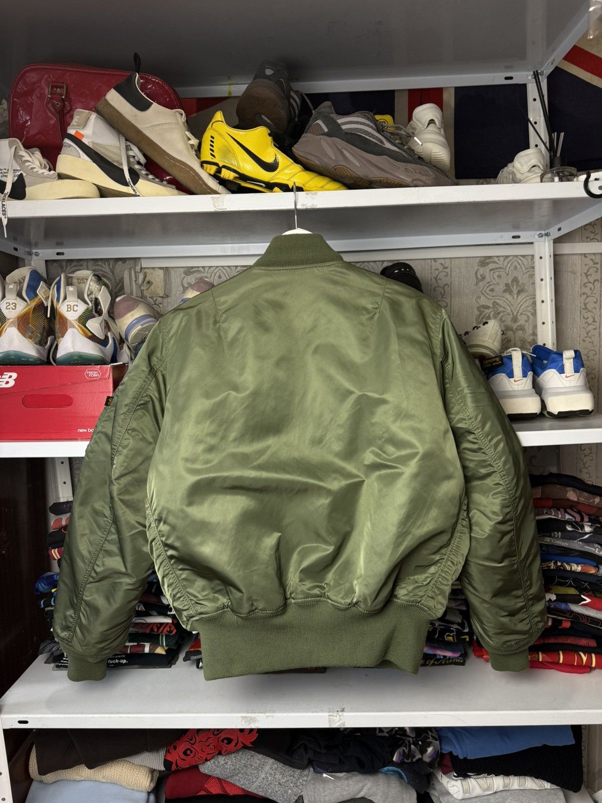 Alpha Industries Vintage Alpha Industries Green Bomber Jacket MA1 USA Size US M / EU 48-50 / 2 - 25 Thumbnail