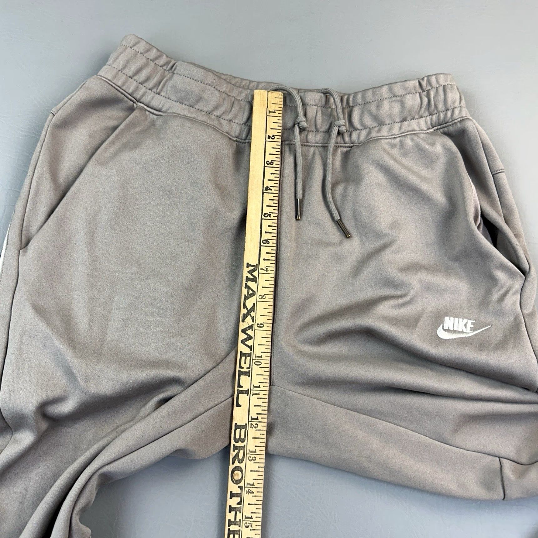Nike Nike Pants Mens M Moon Fossil Light Bone Tribute Jogger Swoosh Logo Size US 31 - 4 Thumbnail