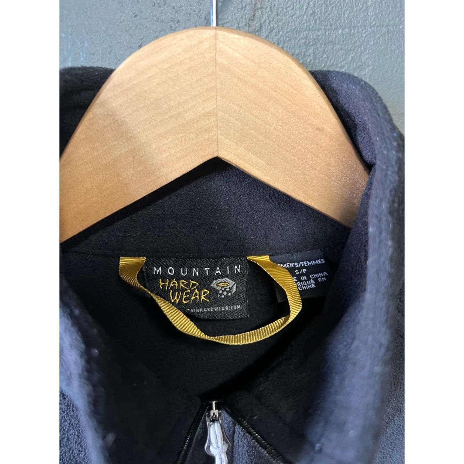 Mountain Hardwear VINTAGE Mountain Hardwear Womens Black Full Zip Long Sleeve Fleece Sweater Size Small Size S / US 4 / IT 40 - 3 Thumbnail
