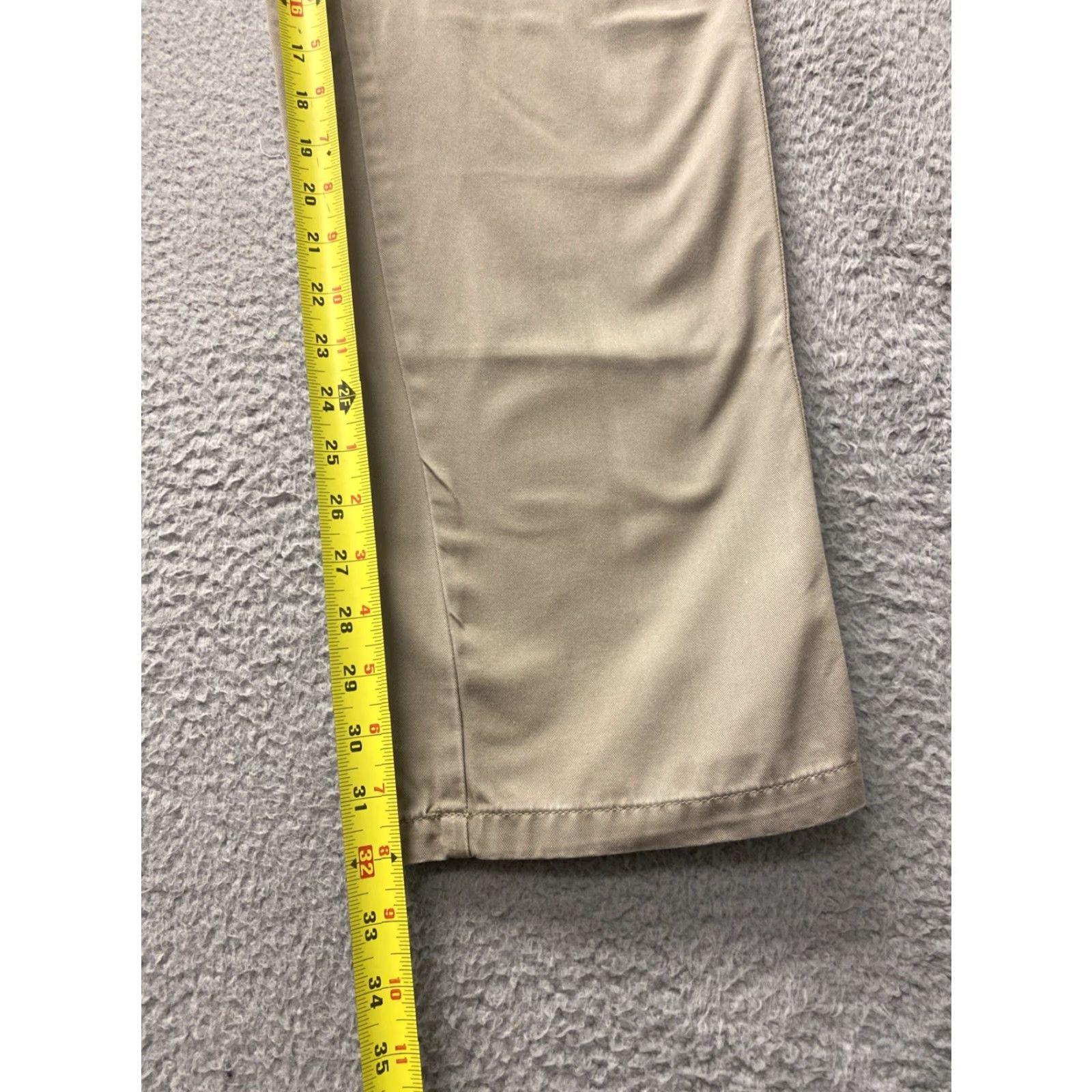 The North Face The North Face Women’s Pants Size 10 Khaki Chino Pockets Casual Travel Workwear Inseam 32 Lightweight Cotton Womens Pants Size 32" / US 10 / IT 46 - 6 Thumbnail