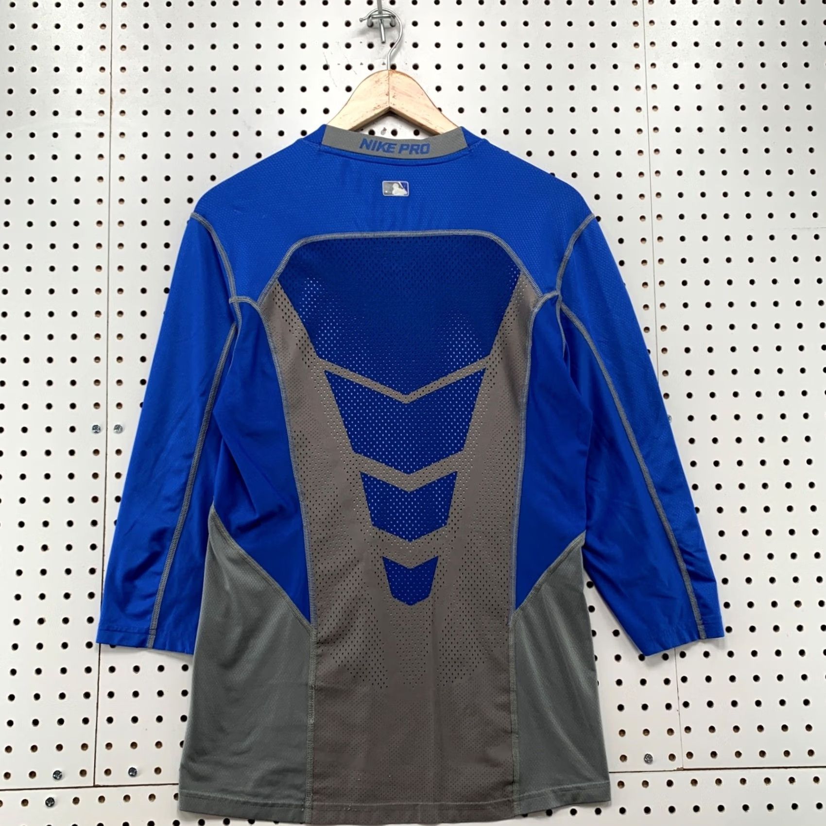 Nike Nike Pro Baseball Shirt Men Small Gray Blue Active Performance Compression Size US S / EU 44-46 / 1 - 2 Thumbnail