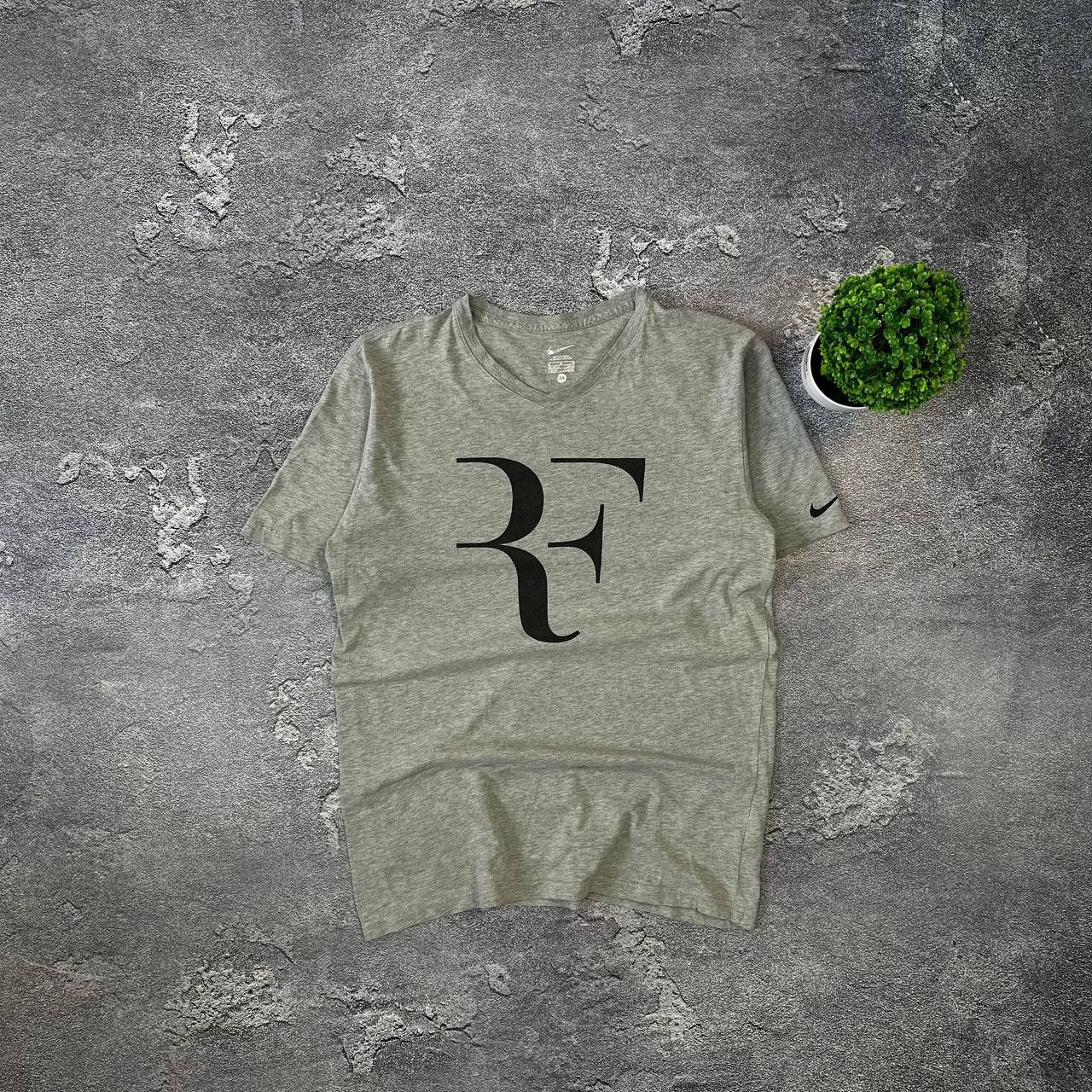 Nike × Vintage Vintage Grey Nike Roger Federer RF T-Shirt Y2K Tennis Size US M / EU 48-50 / 2 - 1 Thumbnail