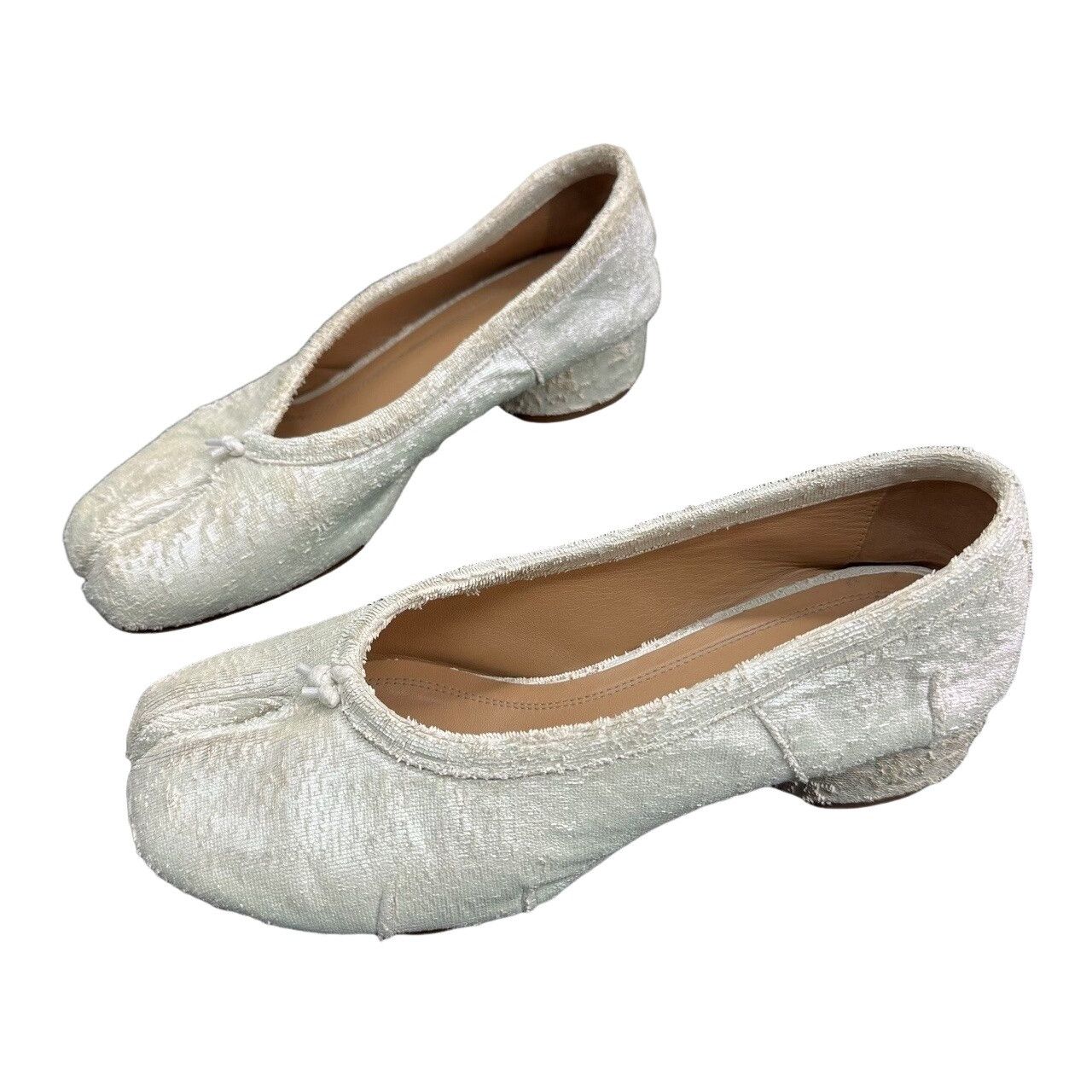 Maison Margiela White Textured Tabi Heels Size 39