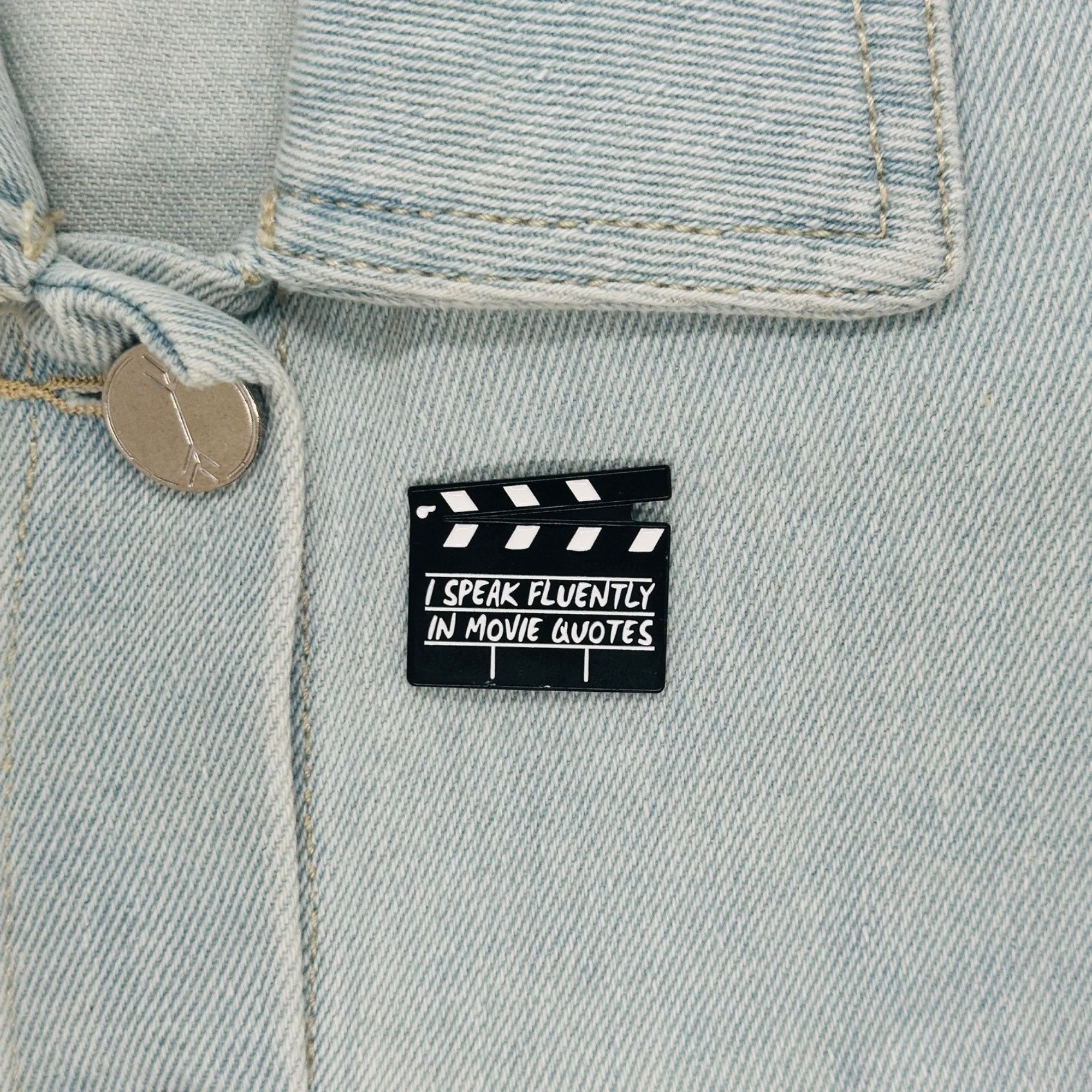 Other ✨Movie Set Clapboard Enamel Pin Speak Fluently In Movie Quot Size ONE SIZE - 1 Thumbnail