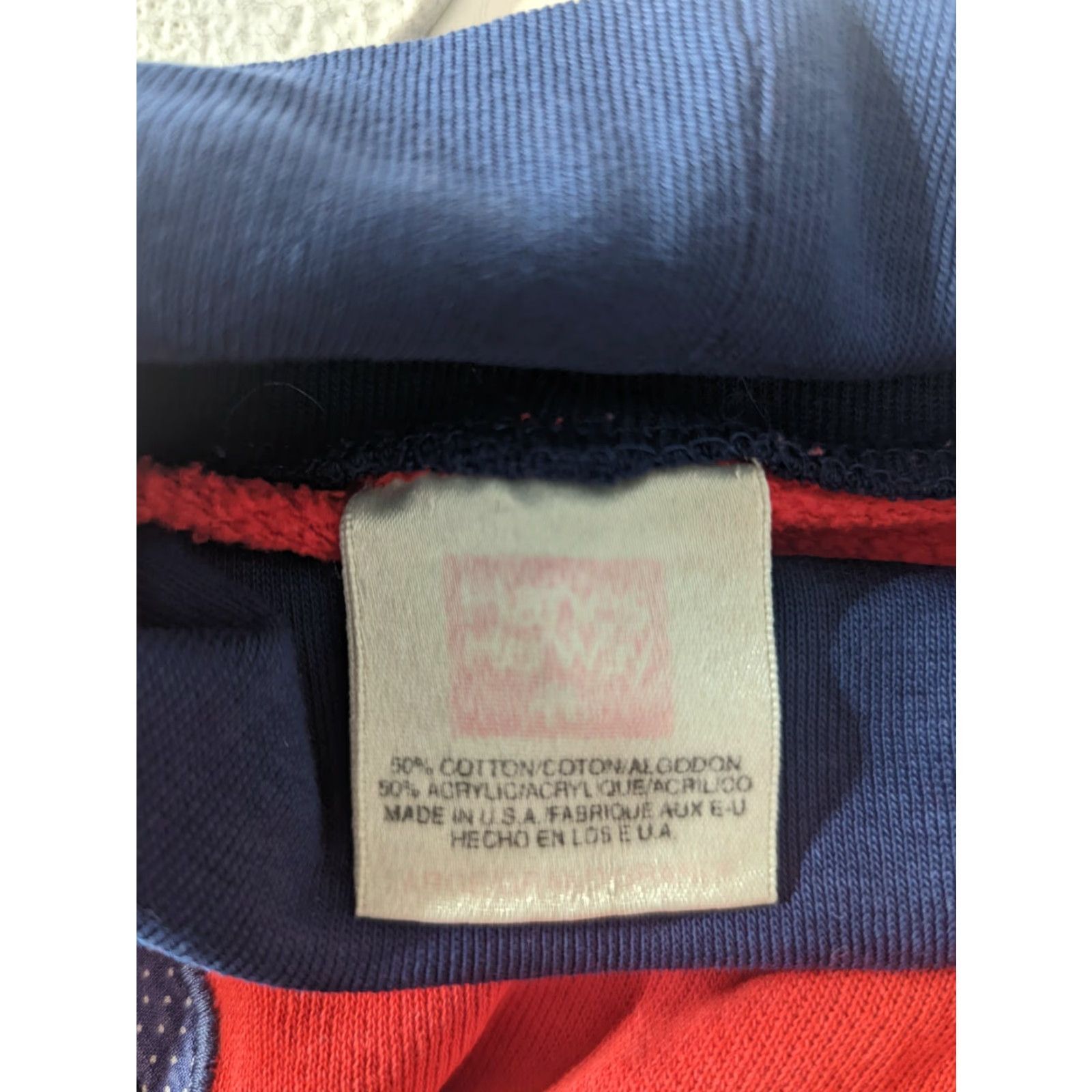 Hanes VINTAGE Hanes Sweatshirt Raglan Floral Tulip Quilt XL Red Crew Neck Pullover All Seasons Easy Care Women 90s | Womens Size XL / US 12-14 / IT 48-50 - 2 Thumbnail