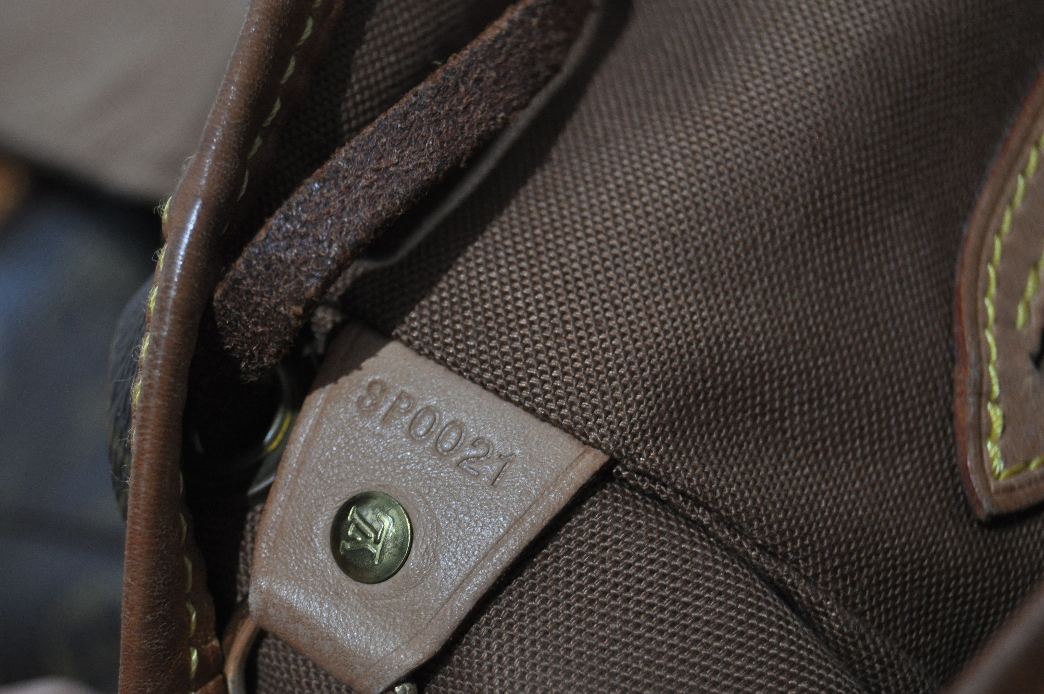 Louis Vuitton Louis Vuitton - 2001 - Monogram Montsouris Size ONE SIZE - 14 Thumbnail