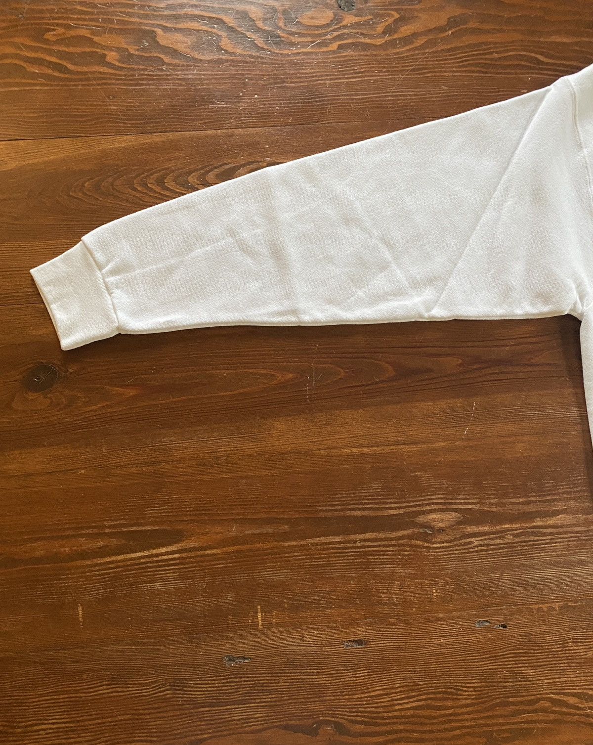 Vintage Vintage ‘90 Gilligan’s Pub Ireland White Crewneck Sweatshirt Size US S / EU 44-46 / 1 - 10 Thumbnail