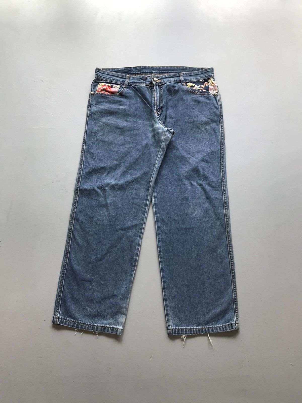 Japanese Brand Vintage world traveller koi fish embroidered denim Size US 38 / EU 54 - 1 Thumbnail