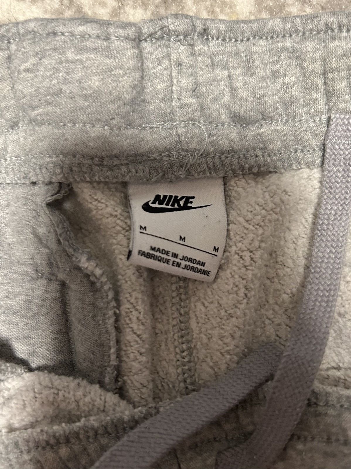 Nike Grey Nike Sweatpants Size US 32 / EU 48 - 2 Thumbnail
