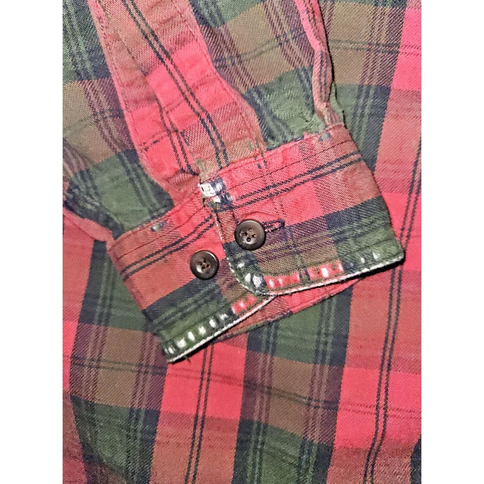 Vintage VINTAGE L.L. Bean Button-Down Shirt Men's L Plaid Red 80s Distressed Pockets Flannel Cotton Lumberjack Shirt Size US L / EU 52-54 / 3 - 5 Thumbnail