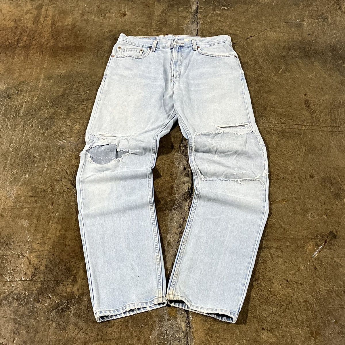Levi's × Vintage Levi's 505 Vintage 90s Distressed Faded Essential Jeans Size US 34 / EU 50 - 1 Thumbnail