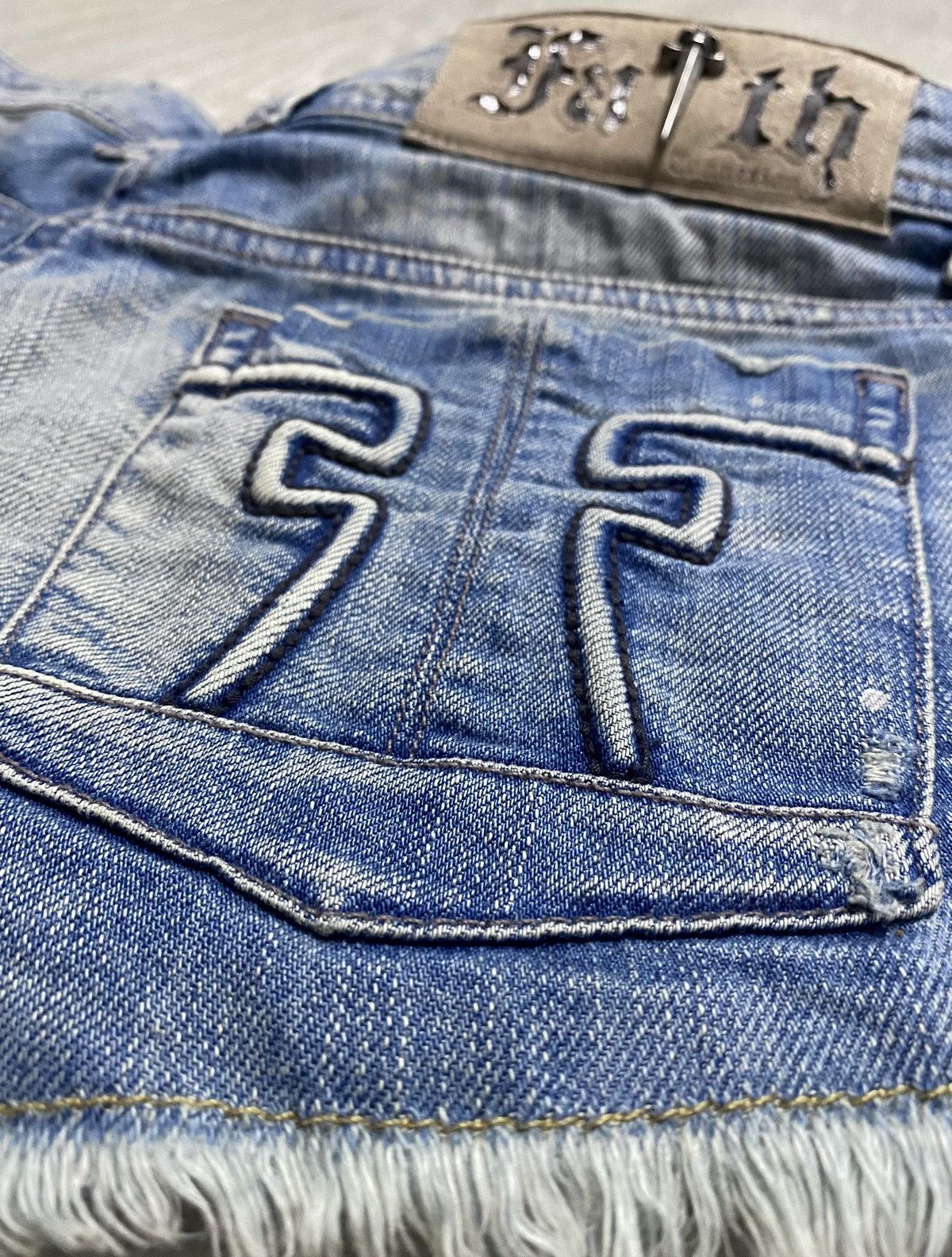 Faith Connexion Women’s Destroyed Washed Paint Splatter Denim Mini Shorts Size 25" / US 0 / IT 36 - 8 Thumbnail