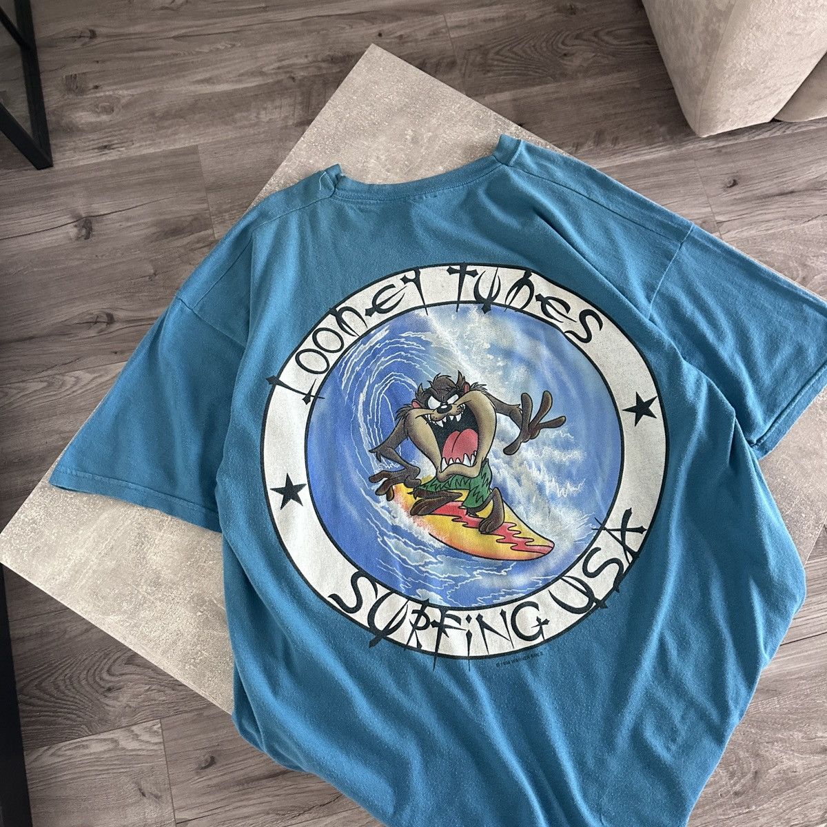 Vintage Vintage 90s Looney Tunes Surfing USA Taz tee Warner bros y2k Size US XL / EU 56 / 4 - 3 Thumbnail