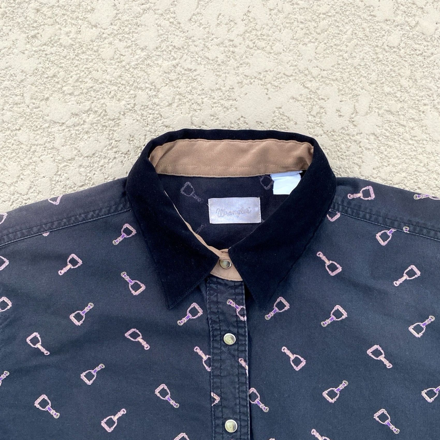 Wrangler VINTAGE Wrangler Shirt Womens Medium Black Western Work Cowgirl Pearl Snap Shirt Size M / US 6-8 / IT 42-44 - 3 Thumbnail