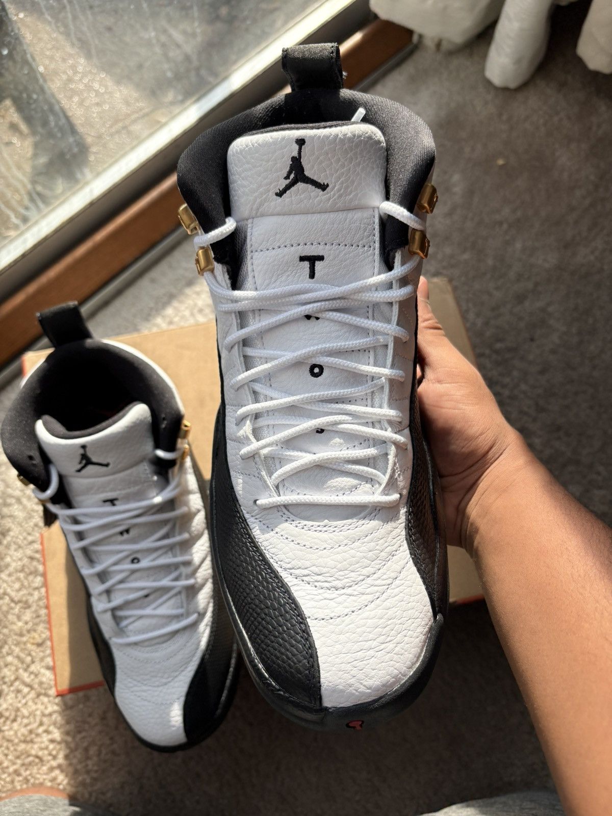 Jordan Brand Jordan 12 taxis Size US 8.5 / EU 41-42 - 8 Thumbnail