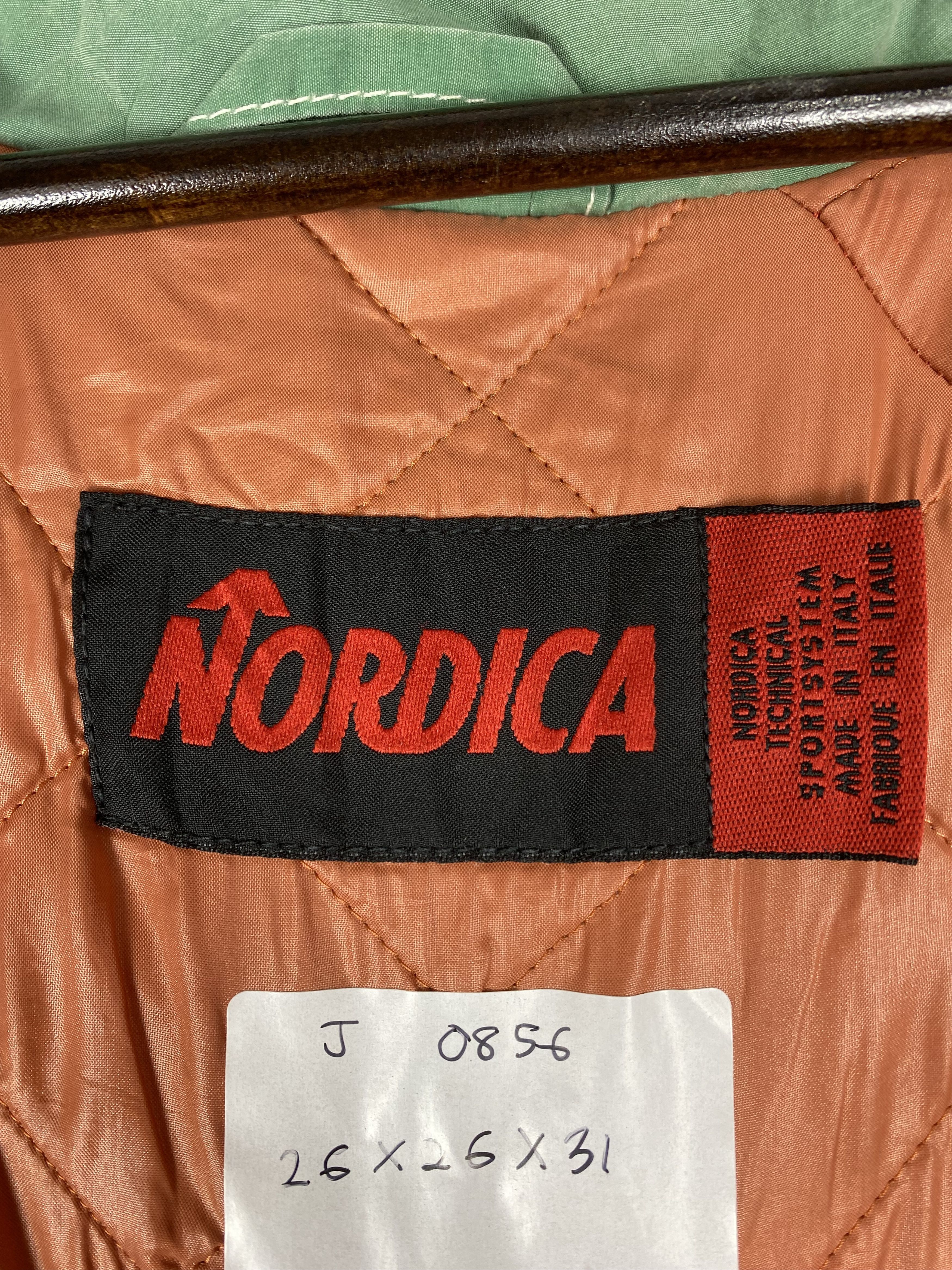 Vintage Vintage Nordica Quilted Lining Jacket DJ0856 Size US L / EU 52-54 / 3 - 9 Thumbnail