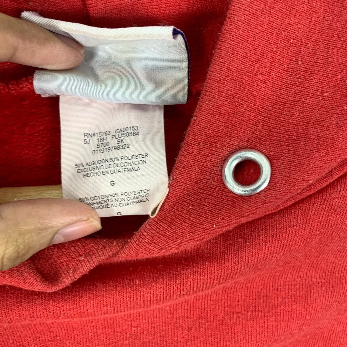 Champion Vintage CHAMPION PRODUCTS ECO Collection Red Hoodie Pullover Size US L / EU 52-54 / 3 - 9 Thumbnail