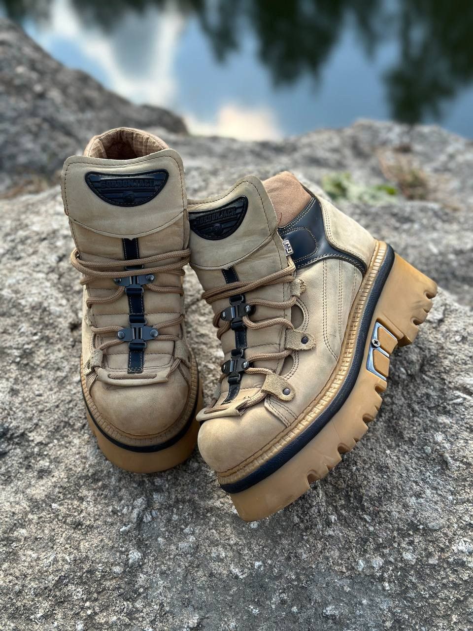 Pre-owned Avant Garde Gordon Jack Y2k Vintage Crazy Opium Platform Boots In Beige
