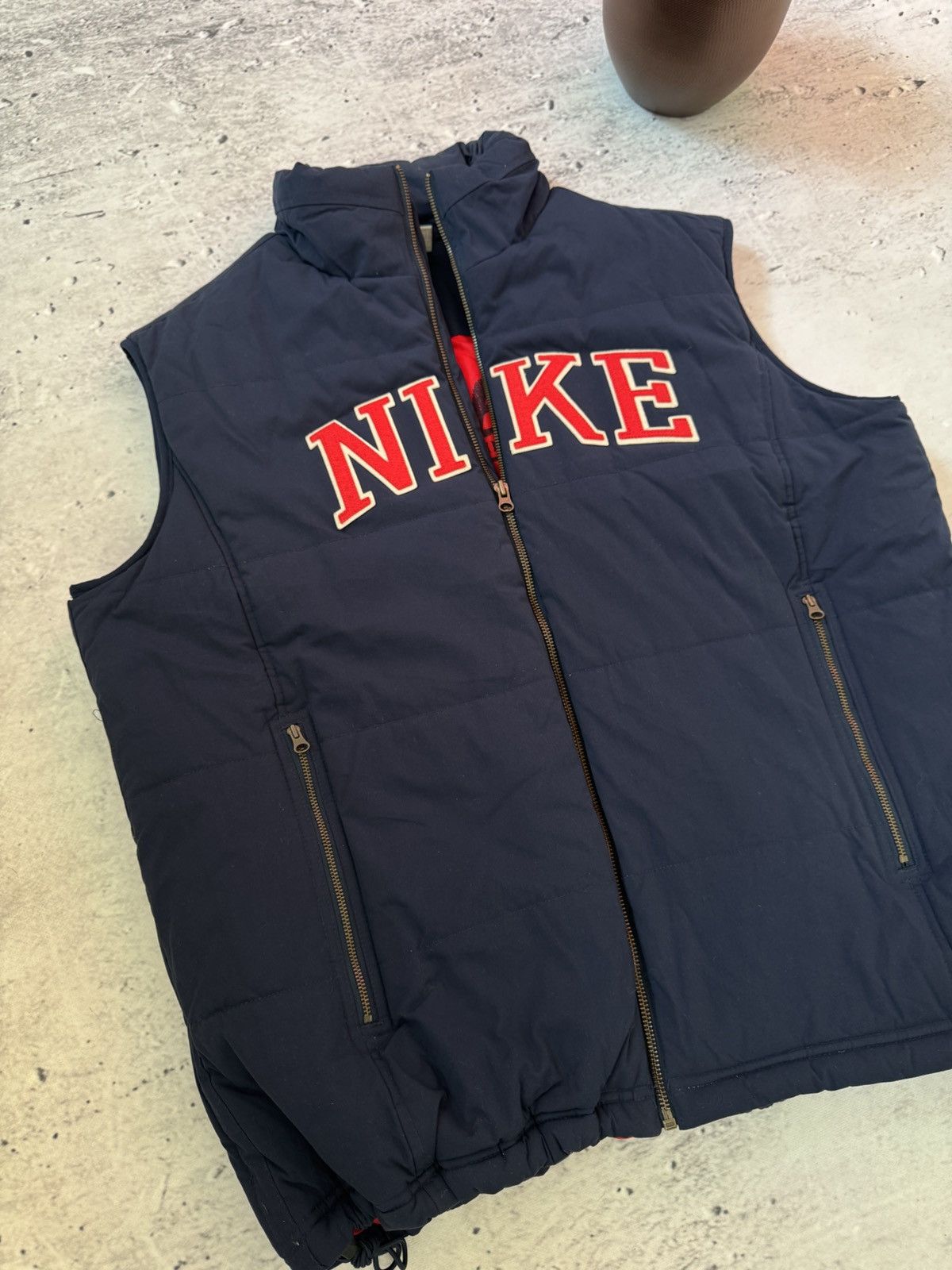 Nike × Vintage NIKE VINTAGE PUFFER DOWN VEST CENTET LOGO Size US L / EU 52-54 / 3 - 2 Thumbnail