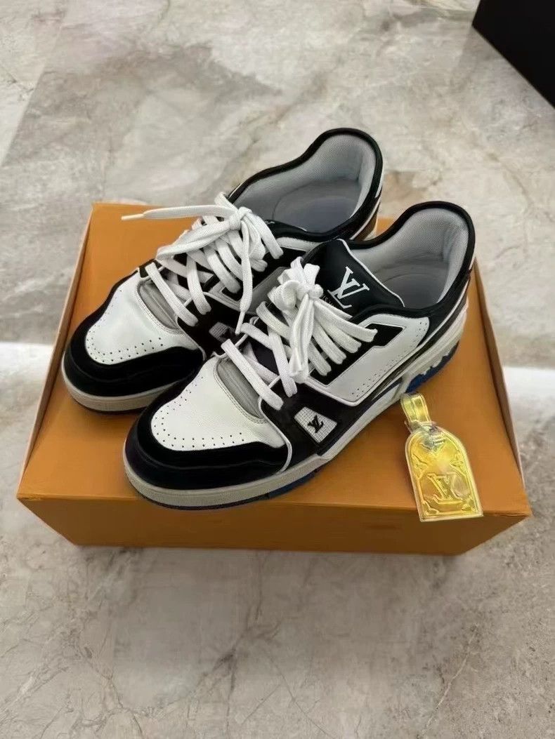 Louis Vuitton LOUIS VUITTON LV TRAINER SNEAKERS Size US 8.5 / EU 41-42 - 1 Thumbnail