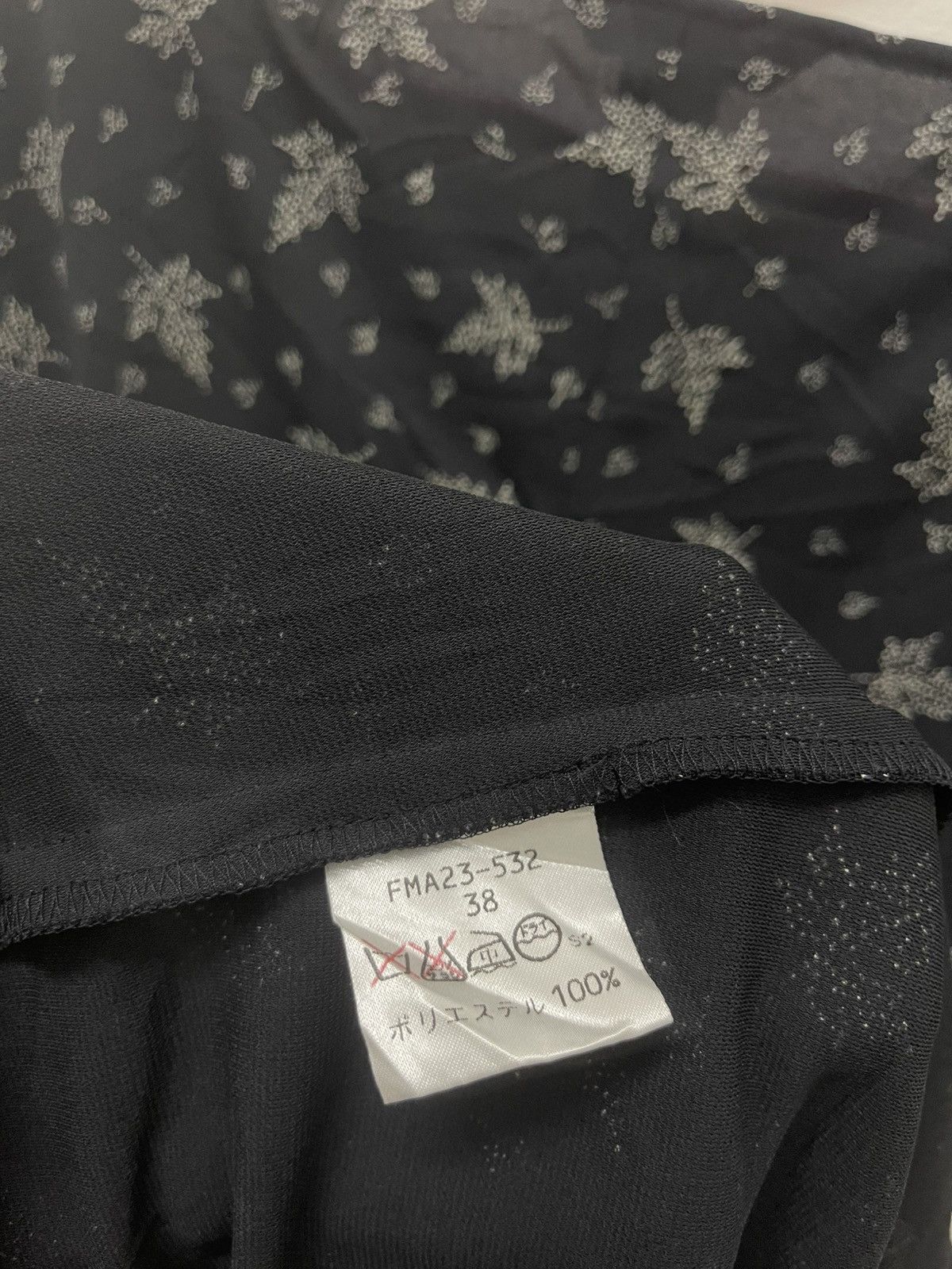 Burberry Rare BURBERRY Leaf Print Sanyo Shokai Japan Market Size M / US 6-8 / IT 42-44 - 5 Thumbnail