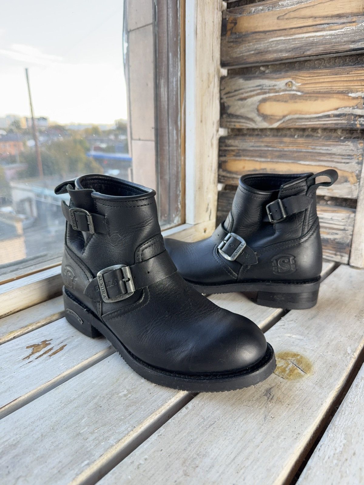 Sendra Sendra 7998 Biker Engineer Boots Black Leather Spain Size US 7 / EU 40 - 1 Thumbnail