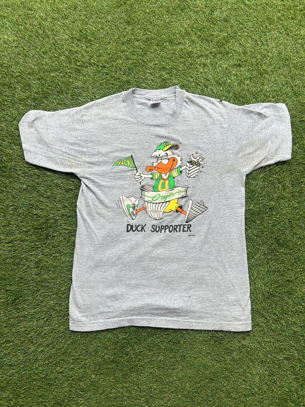 NCAA Vintage 80’s Oregon Ducks “Duck Supporter” T-Shirt Size US M / EU 48-50 / 2 - 1 Thumbnail