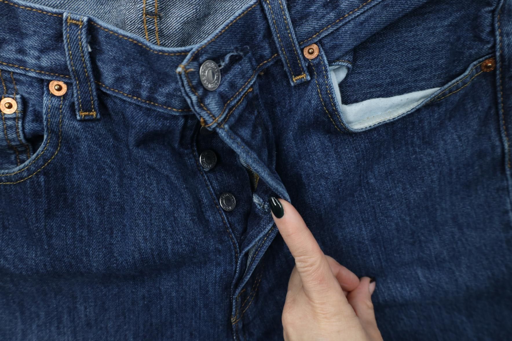Levi's Vintage Y2K Levis 501xx Button Fly Original Fit Denim Jeans Size US 34 / EU 50 - 6 Thumbnail