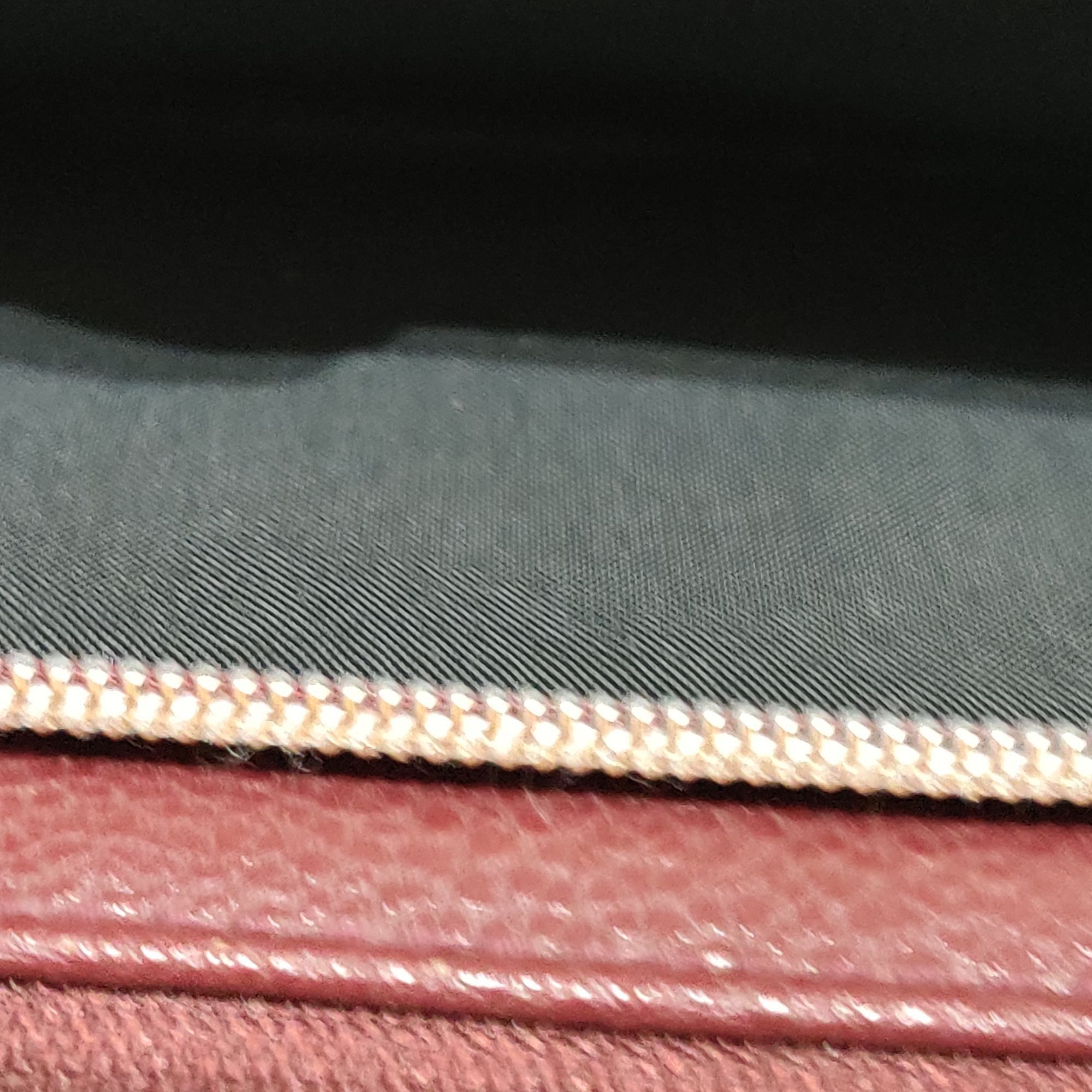 Other Burgundy Pebbled Faux Leather Zip Wallet Embroidered Wristle Size ONE SIZE - 7 Thumbnail