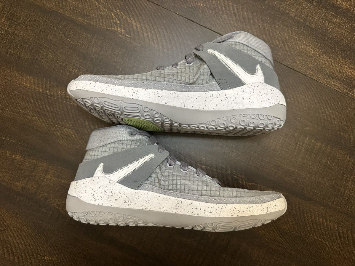 Nike Nike KD 13 TB Grey/White CK6017-001 Men's Size 8 Size US 8 / EU 41 - 2 Thumbnail