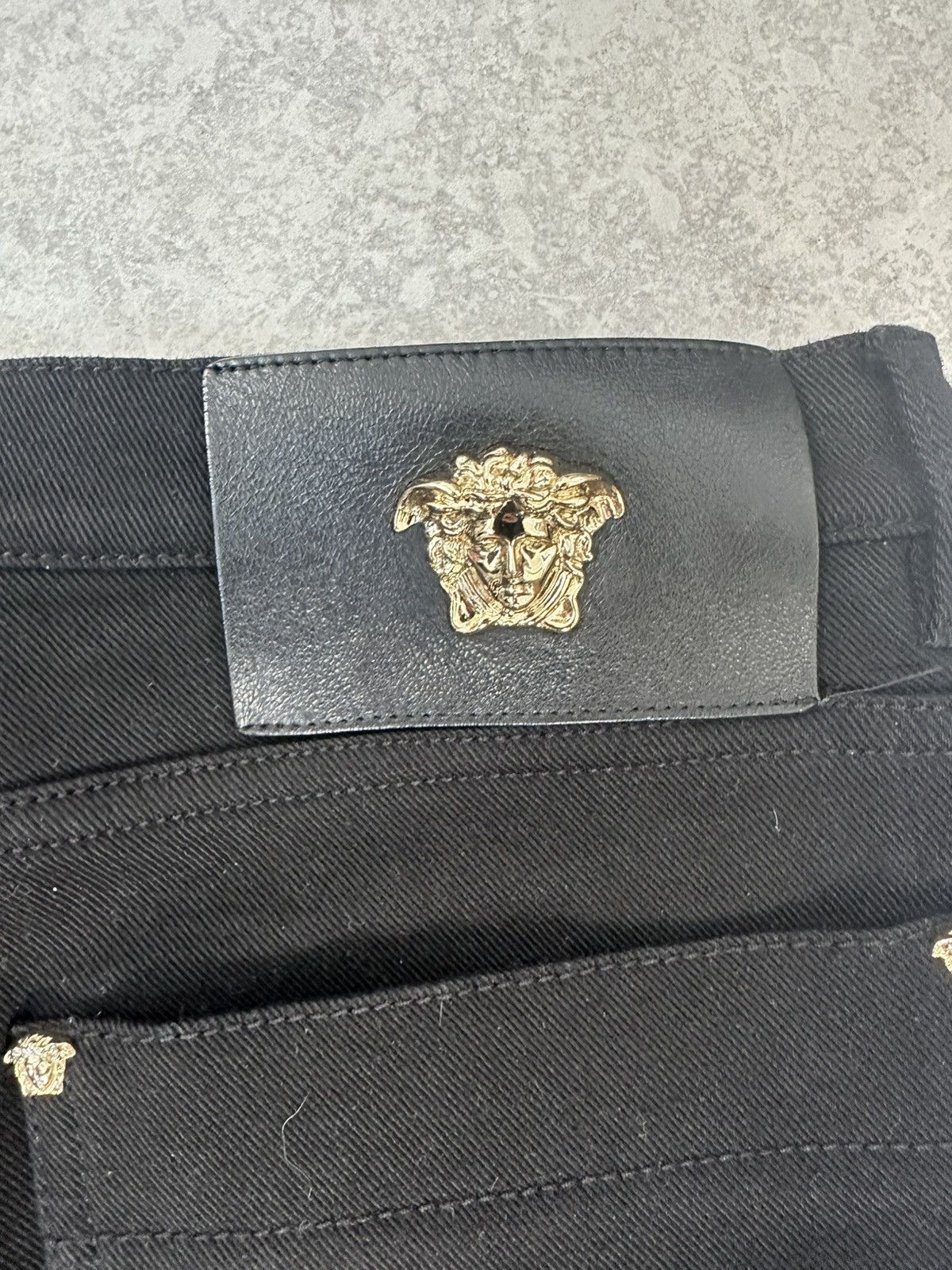 Versace Versace Embroidered and Beaded Jeans - As New Size 28" / US 6 / IT 42 - 7 Thumbnail
