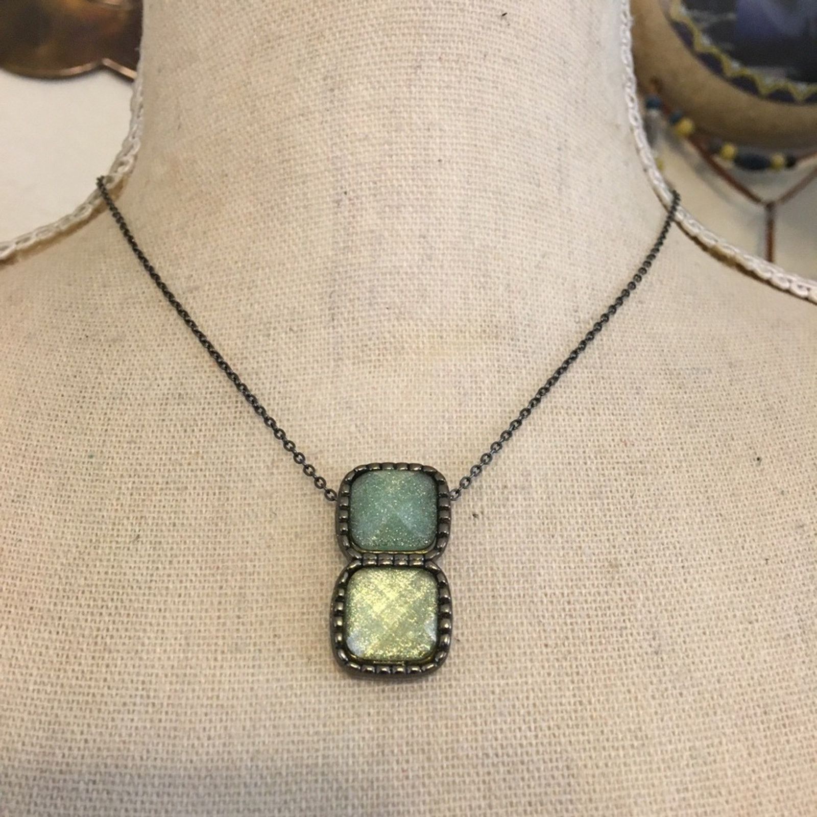 Vintage Vintage repurpose sparkle cool ice stone jewelry Size ONE SIZE - 1 Thumbnail