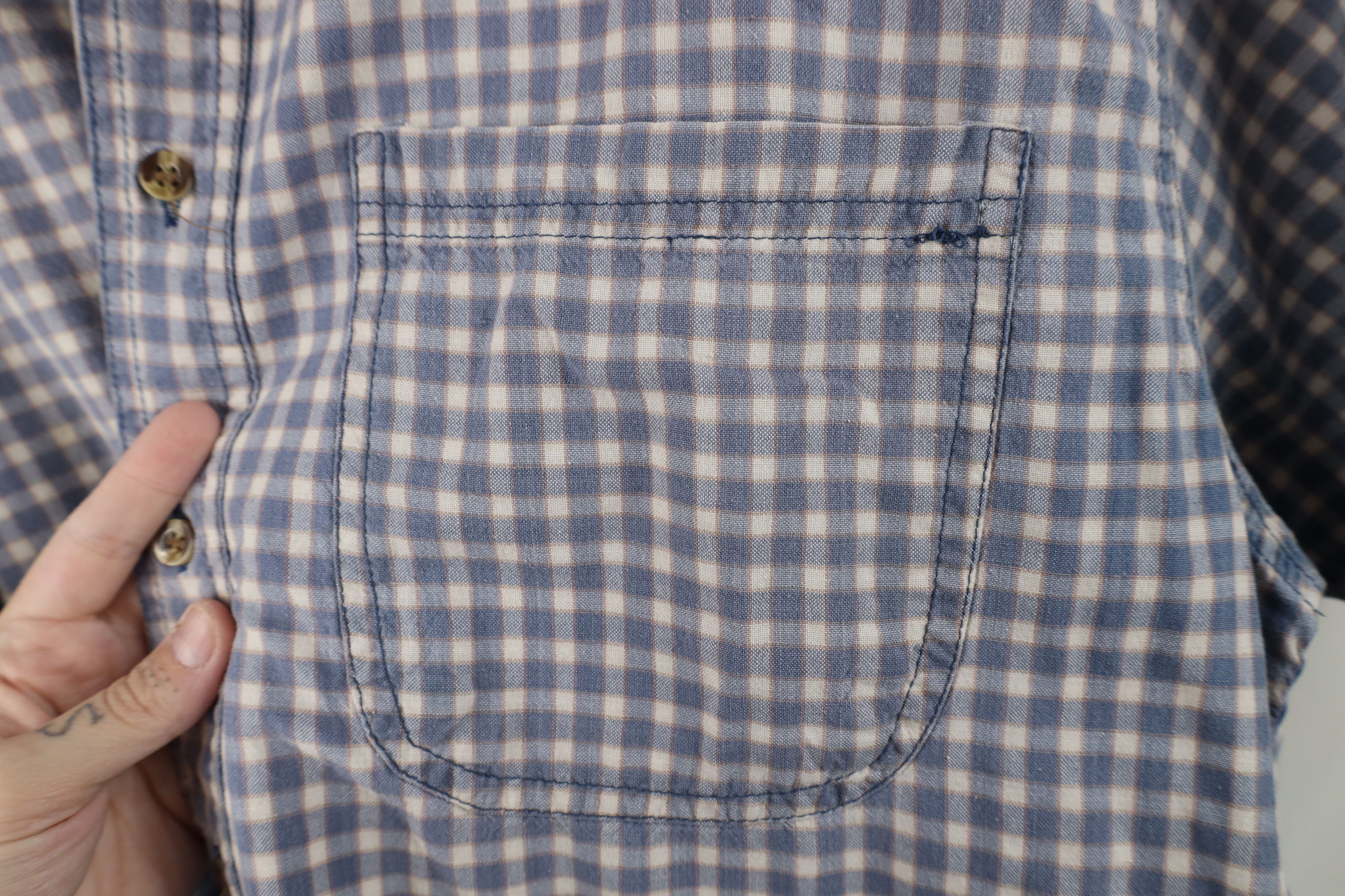 Vintage Vintage 90s Streetwear Short Sleeve Collared Button Shirt Size US L / EU 52-54 / 3 - 5 Thumbnail