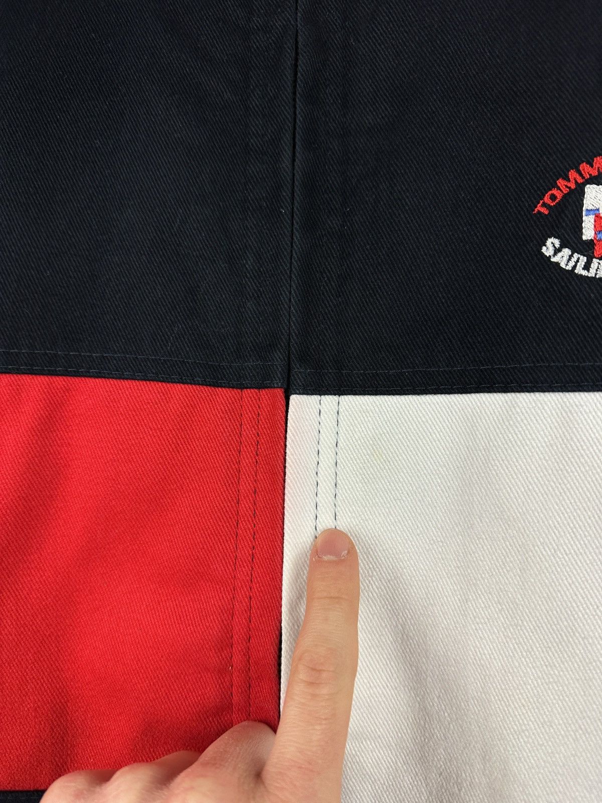 Tommy Hilfiger × Vintage Vintage 90’s Tommy Hilfiger Big Embroidered Logo Jacket Size US XS / EU 42 / 0 - 18 Thumbnail