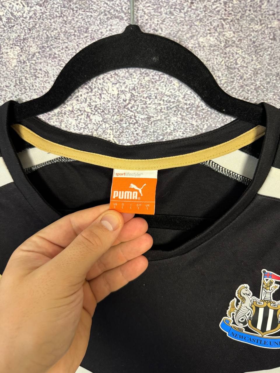 Puma × Vintage Newcastle United 2014/15 Puma Soccer Jersey Large Size US L / EU 52-54 / 3 - 11 Thumbnail
