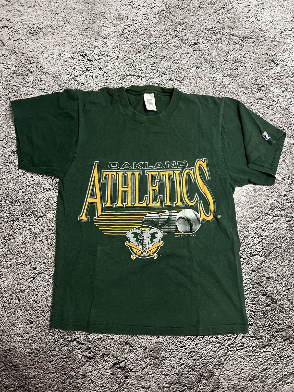 Logo 7 × MLB 1991 RARE‼️Oakland Athletics MLB vintage logo 7 t shirt Size US M / EU 48-50 / 2 - 2 Thumbnail