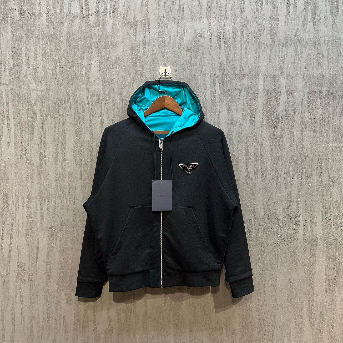 Prada Prada Reversible Logo Zip Hoodie Size S Size US S / EU 44-46 / 1 - 1 Thumbnail