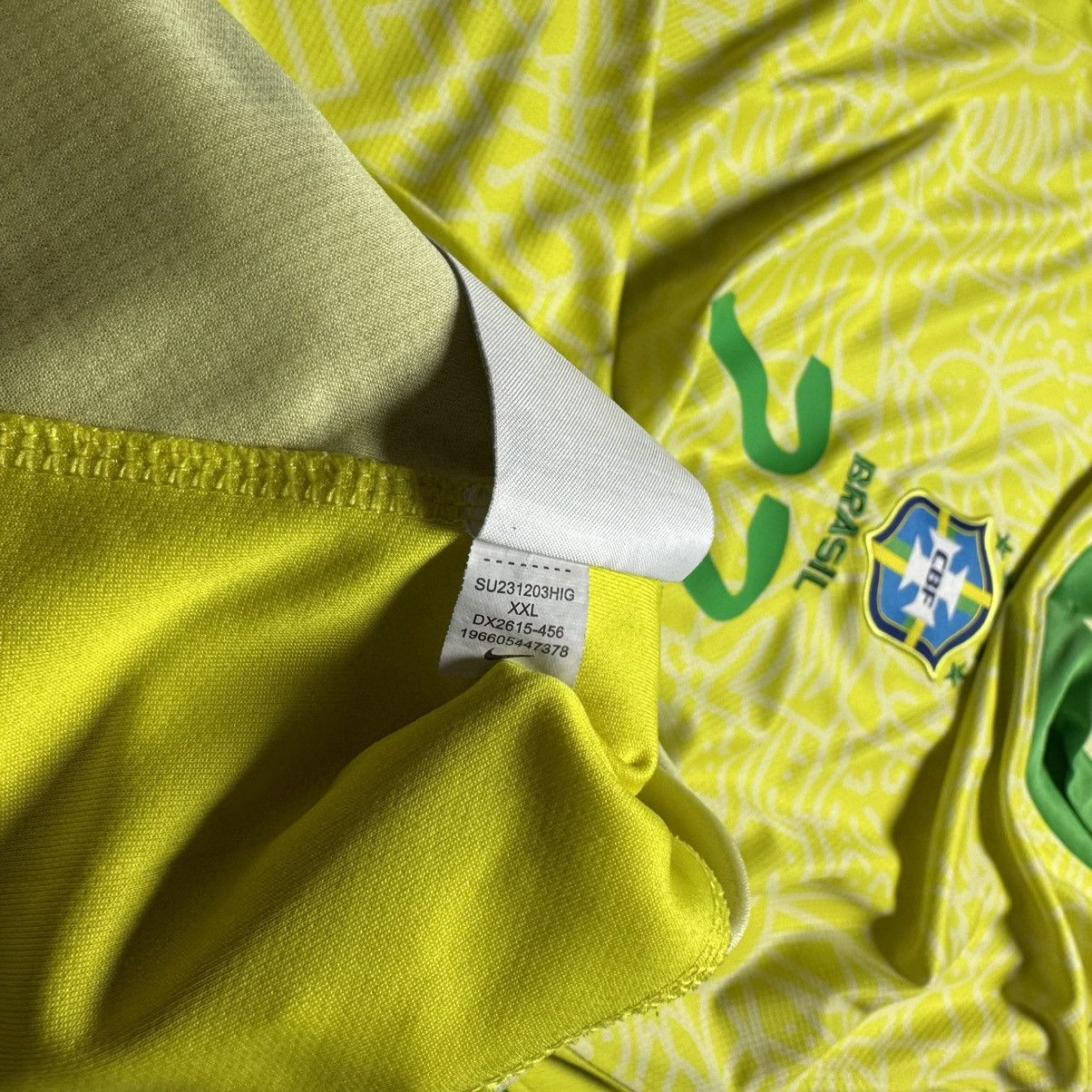 Nike BRAZIL NIKE 2022 WORLD CUP FOOTBALL HOME JERSEY #22 ESTEVAO Size US XXL / EU 58 / 5 - 12 Thumbnail