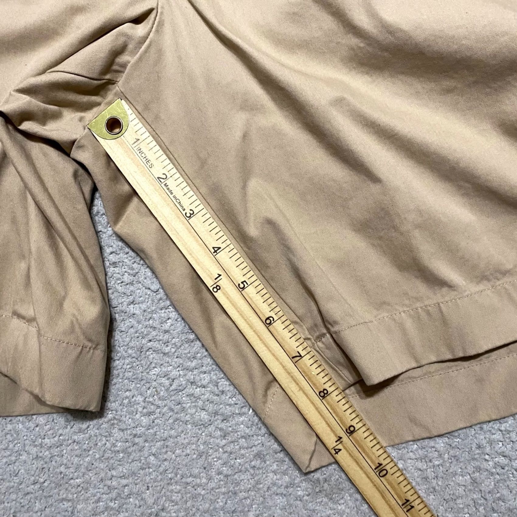 Brooks Brothers Brooks Brothers Mens Shorts Beige Chino Inseam 8" Mid Rise Pockets Casual Size 40 Regular Size US 40 / EU 56 - 4 Thumbnail